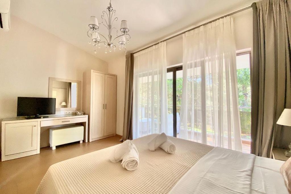 Greek Pride Cronwell Rahoni Hotel (Adults Only) Nea Skioni Luaran gambar