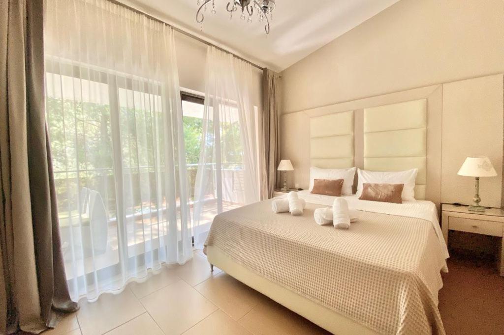 Greek Pride Cronwell Rahoni Hotel (Adults Only) Nea Skioni Luaran gambar