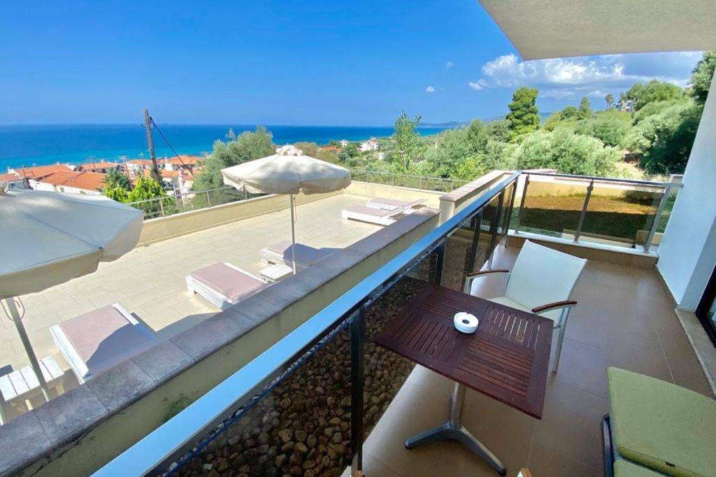 Greek Pride Cronwell Rahoni Hotel (Adults Only) Nea Skioni Luaran gambar