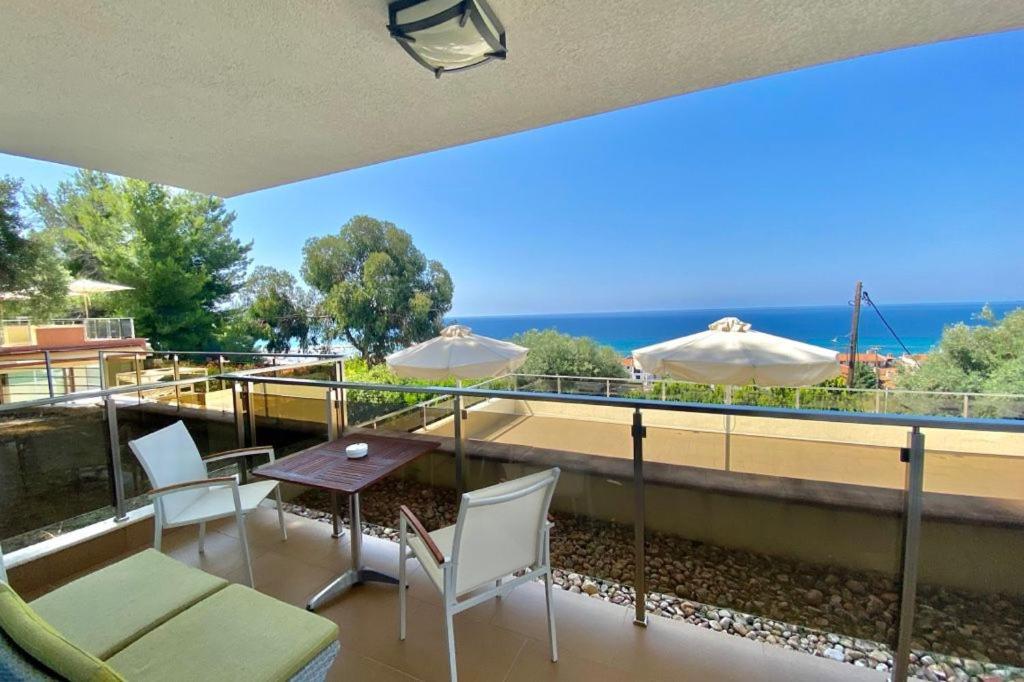 Greek Pride Cronwell Rahoni Hotel (Adults Only) Nea Skioni Luaran gambar