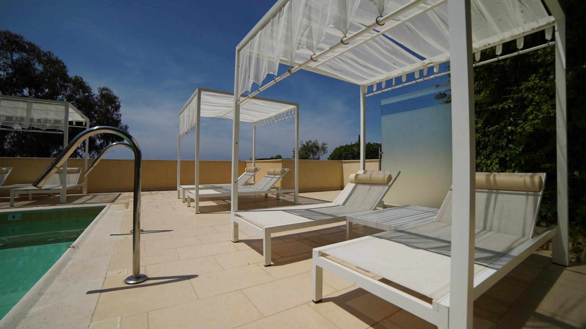 Greek Pride Cronwell Rahoni Hotel (Adults Only) Nea Skioni Luaran gambar